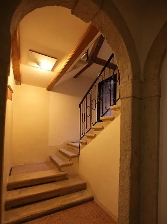 Residenza Cardo Massimo Hotel Verona Itália